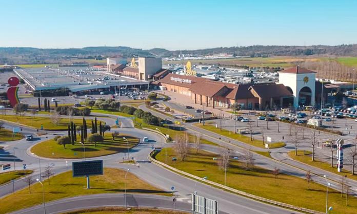 Il Leone Shopping Center