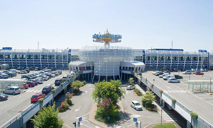 La Grande Mela Shoppingland